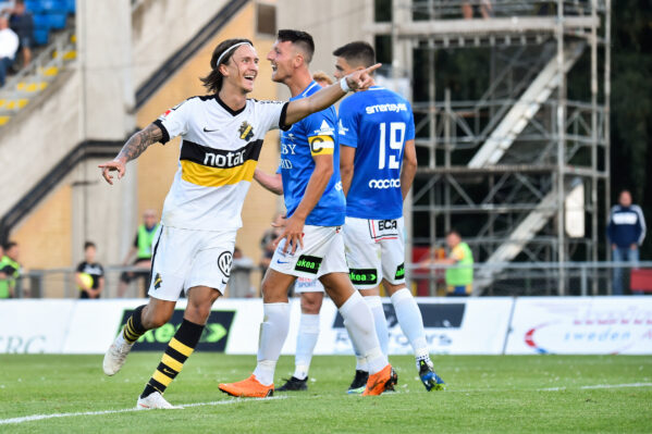 VIDEO: Elyounoussis dubbel gav AIK segern