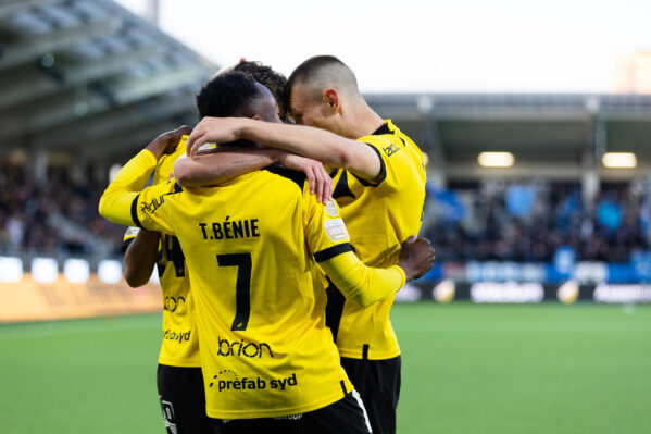 BK Häcken vände och vann mot Djurgården