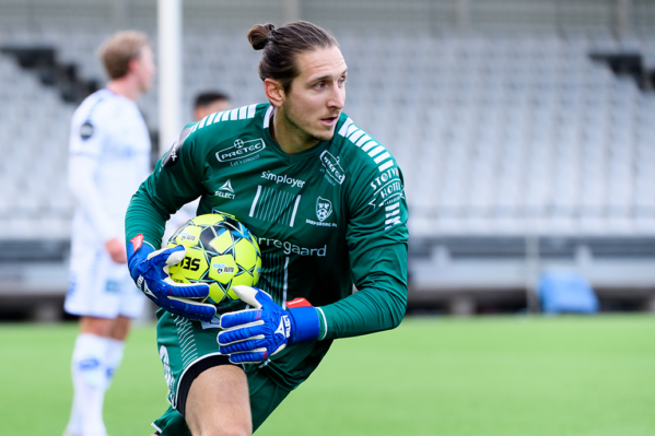 Mitov Nilsson klar för IK Sirius