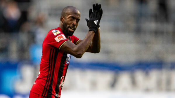 Mukiibi stannar i Östersund