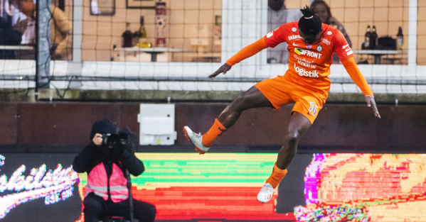 Nnamani hjälte för AFC