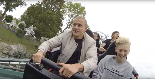 Åkte bergochdalbana med idolerna