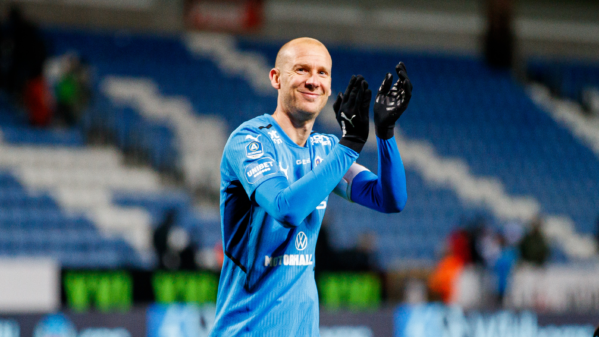 Försvarsstarkt Halmstad vann första kvalmötet