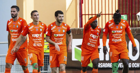 Rivstart hjälpte AFC till tung seger