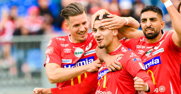 Tre mål i första halvlek bäddade för Degerfors-seger