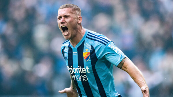 Edvardsen sköt Djurgården upp i serieledning