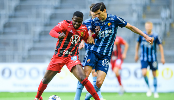 Kryss på Tele2 Arena