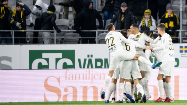 AIK vände och höll liv i guldstriden