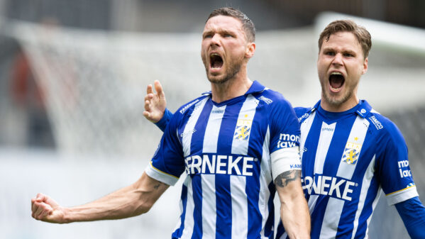 Bergs dubbel gav Blåvitt tre poäng