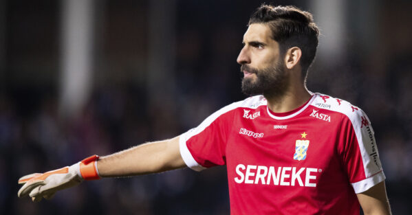 Anestis kritar på nytt Blåvitt-kontrakt