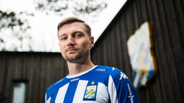 Blåvitt värvar tillbaka Sebastian Eriksson