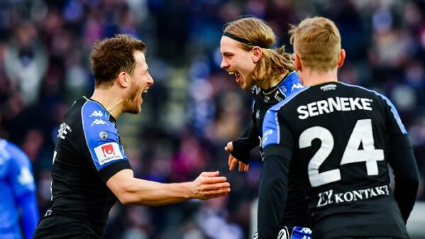 VIDEO: Blåvitt bortavann i premiären