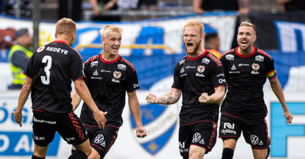 Frölings dubbel sänkte Peking