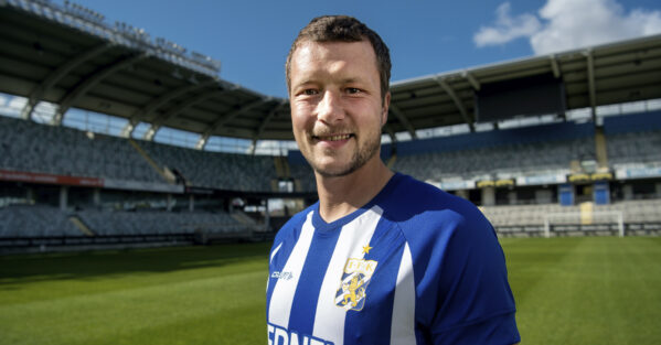 Jakob Johansson tillbaka i Blåvitt