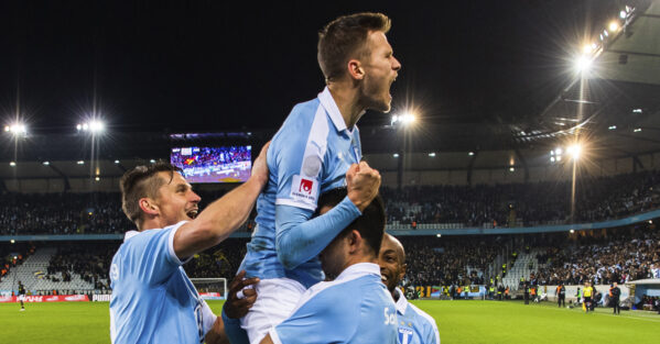 Malmö hängde av AIK i guldstriden