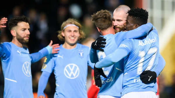Malmö, Peking och Djurgården till kvartsfinal
