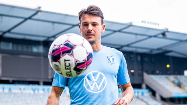 Stefano Vecchia klar för MFF