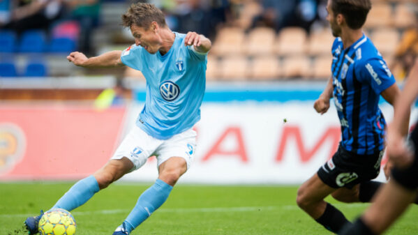 Två matcher flyttas