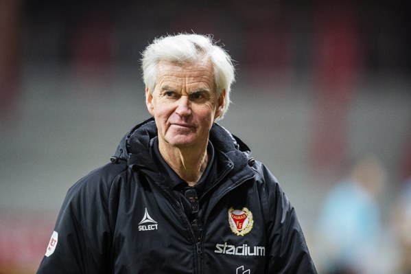 Nanne Bergstrand avgår som huvudtränare