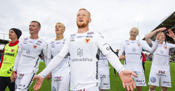 Fröling avgjorde med sensationell volley